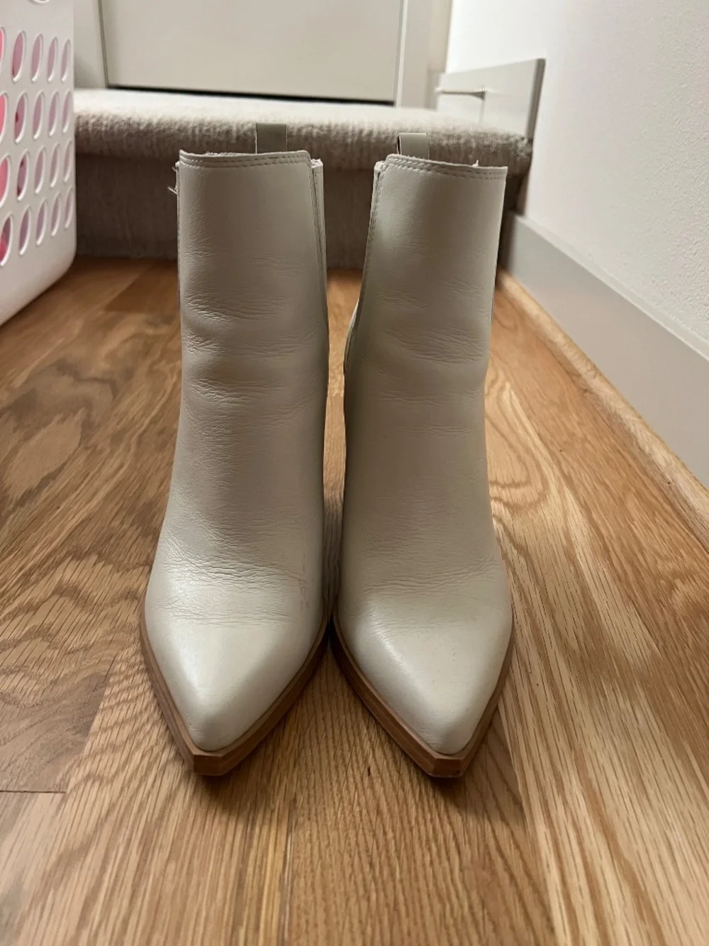 Marc Fisher ivory leather boots, size 7